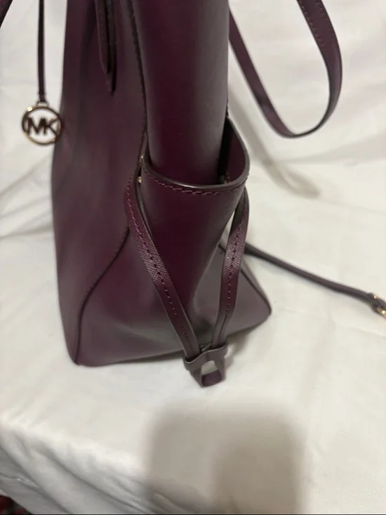 Michael Kors Deep Plum Saffiano Tote with Matching Wristlet - Picture 10 of 13